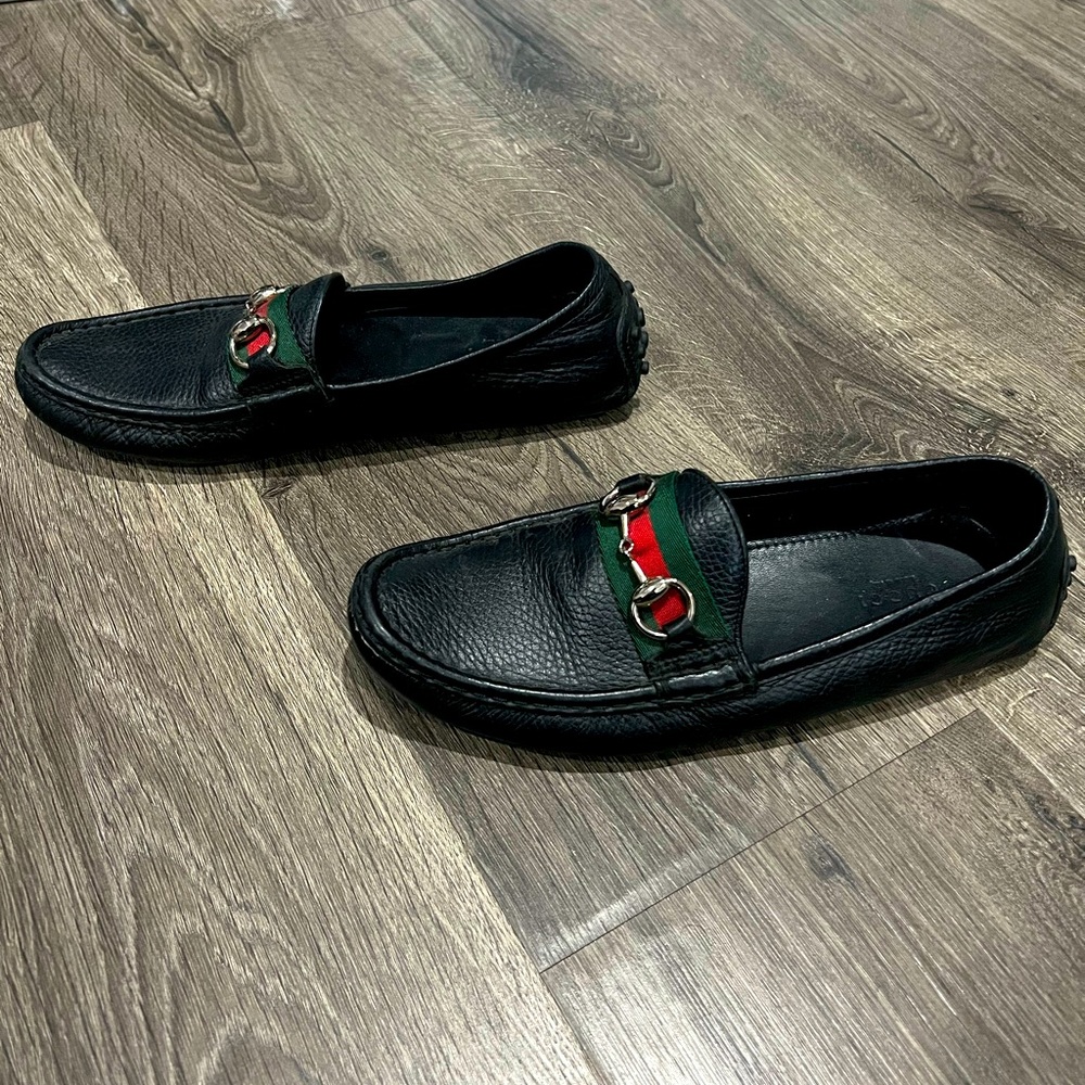 Women’s Gucci horsebit driver loafers